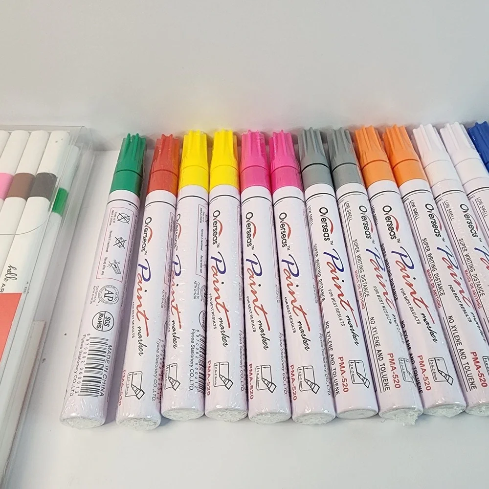 21 Overseas paint markers w/ 2 sets of Hello Artist fineliner pens - Picture 3 of 7